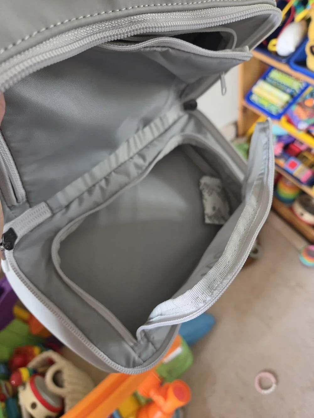 New Stitch Golf DOPP Kit Light Gray Travel Bag
